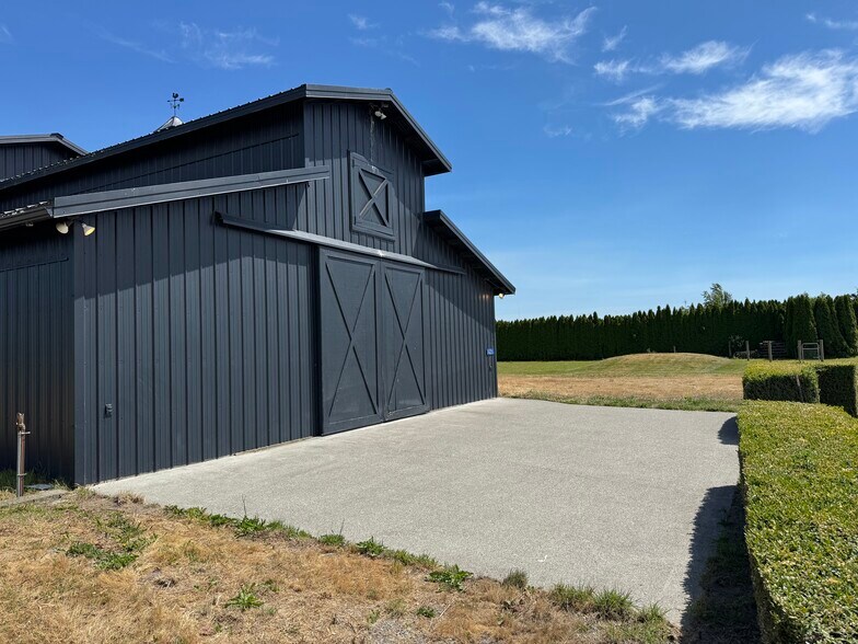 14285 Laconner Whitney rd, Mount Vernon, WA à louer - Photo du bâtiment - Image 3 de 33