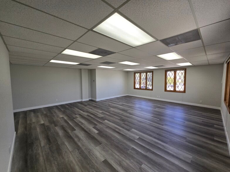 3871 E Colorado Blvd, Pasadena, CA for lease - Building Photo - Image 3 of 22