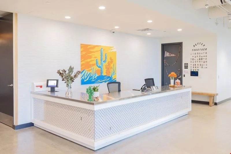 5960 Berkshire Ln, Dallas, TX for lease - Interior Photo - Image 2 of 10