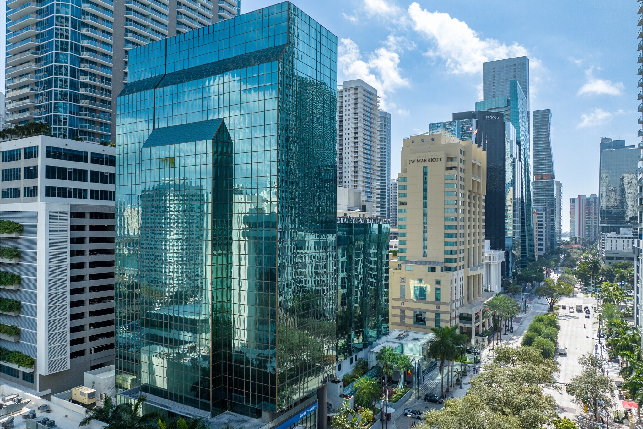 1101 Brickell Ave, Miami, FL à louer Photo principale- Image 1 de 8