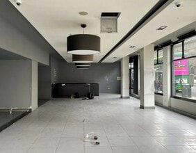 4-12 Boar Ln, Leeds for lease Interior Photo- Image 1 of 2