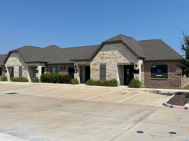 2601 Little Elm Pky, Little Elm, TX à vendre - Photo du bâtiment - Image 2 de 14