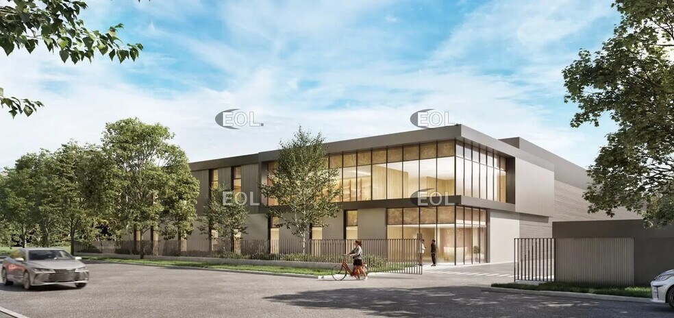 Industrial in Louvres for sale - Building Photo - Image 1 of 3