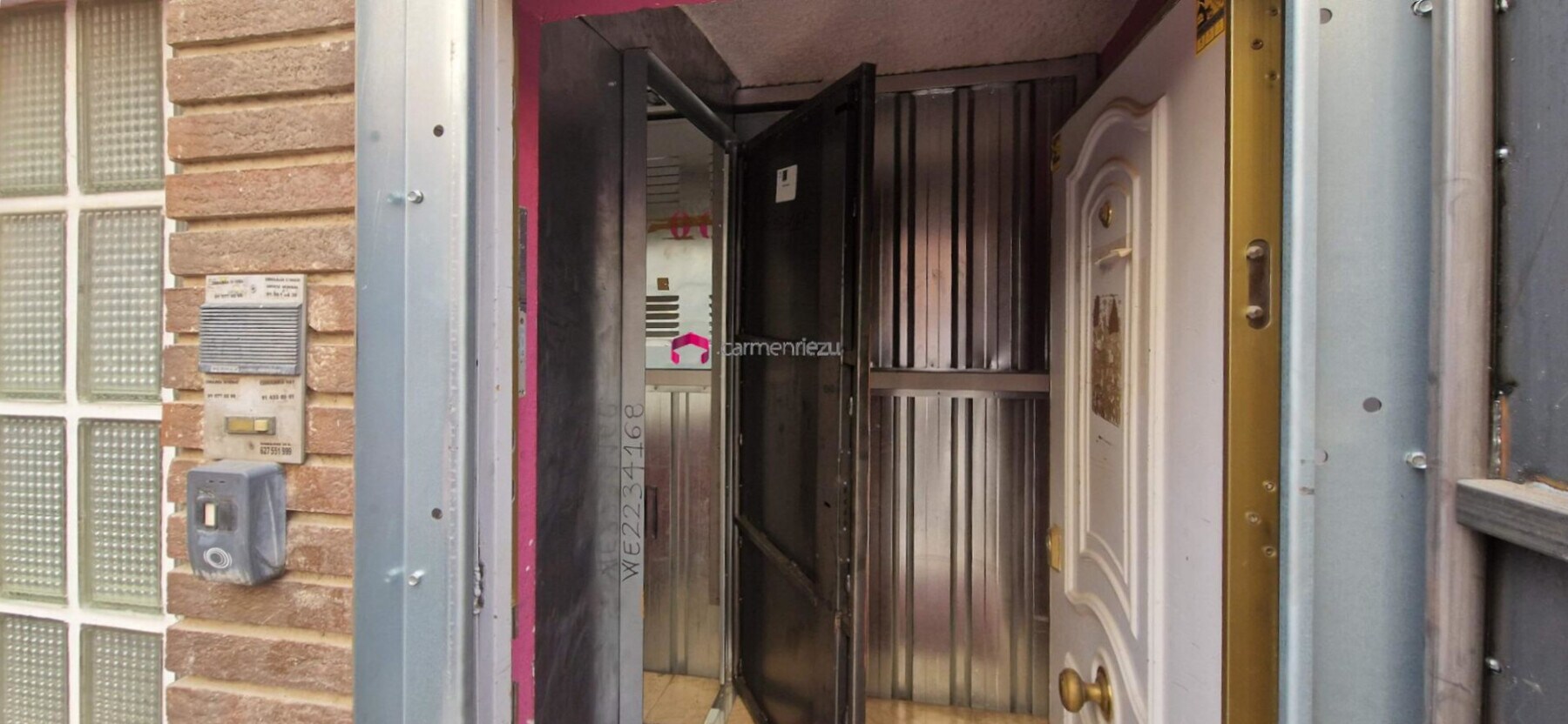 Calle de Malcampo, 23, Madrid, MAD 28002 - Unit - -  - Interior Photo - Image 1 of 9