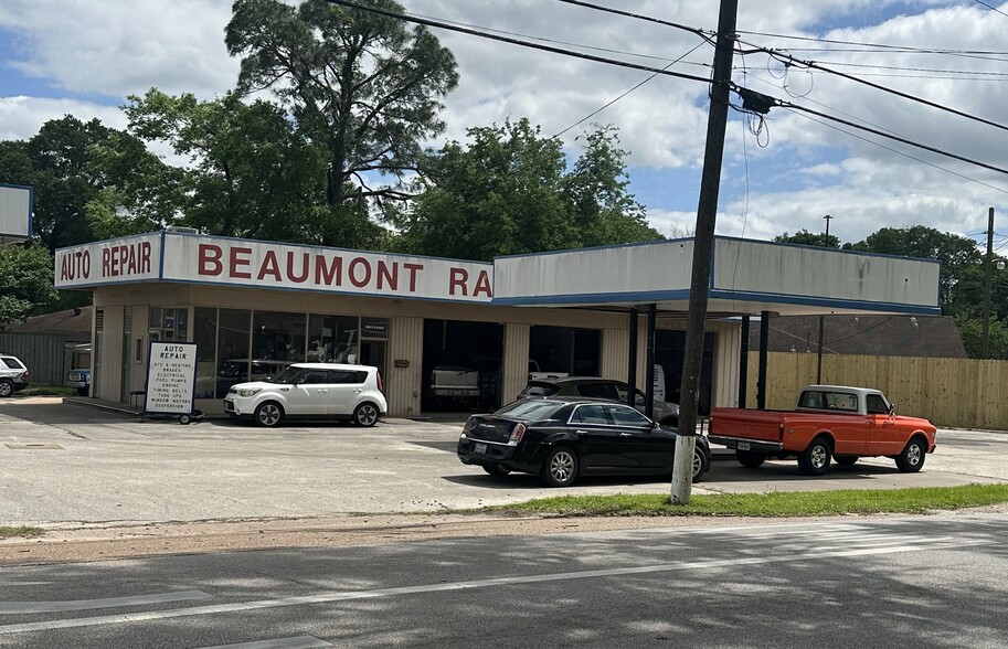 5605 Calder Ave, Beaumont, TX for sale - Building Photo - Image 3 of 7