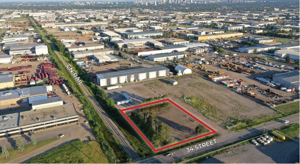 7120 34 St NW, Edmonton, AB à louer - Photo du bâtiment - Image 1 de 2