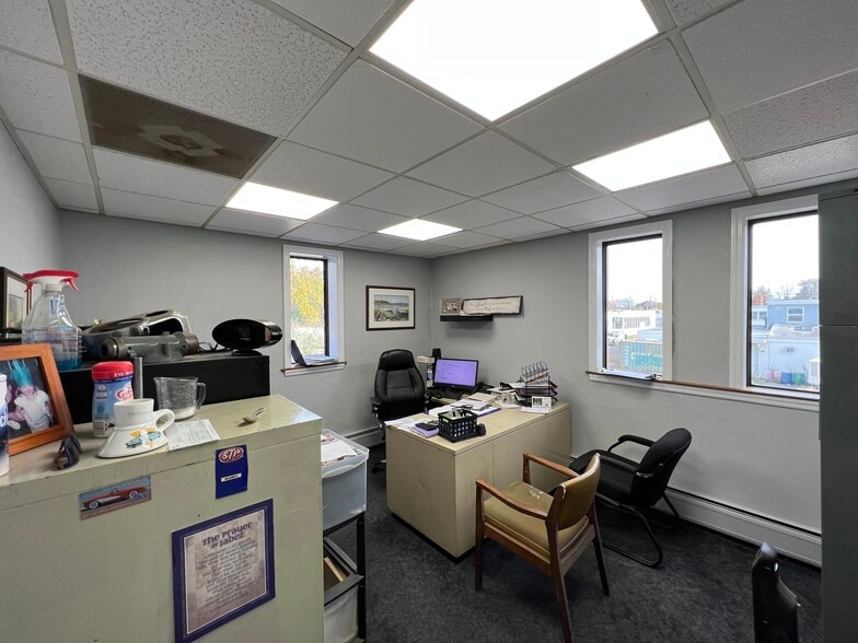 81-83 Erna Ave, Milford, CT for lease - Interior Photo - Image 3 of 7