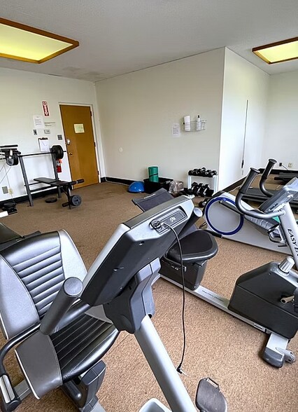 243 S Main St, Albion Town Orleans, NY for lease - Building Photo - Image 2 of 36