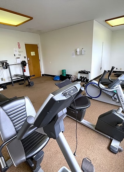 243 S Main St, Albion Town Orleans, NY à louer - Photo du bâtiment - Image 2 de 36