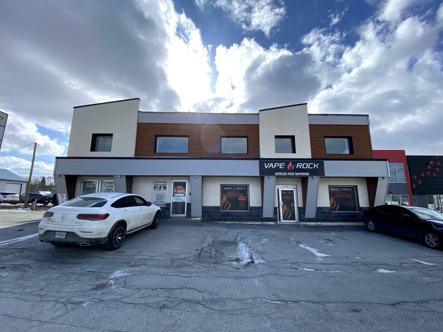 4390-4394 Boul Bourque, Sherbrooke, QC à vendre Photo du bâtiment- Image 1 de 1