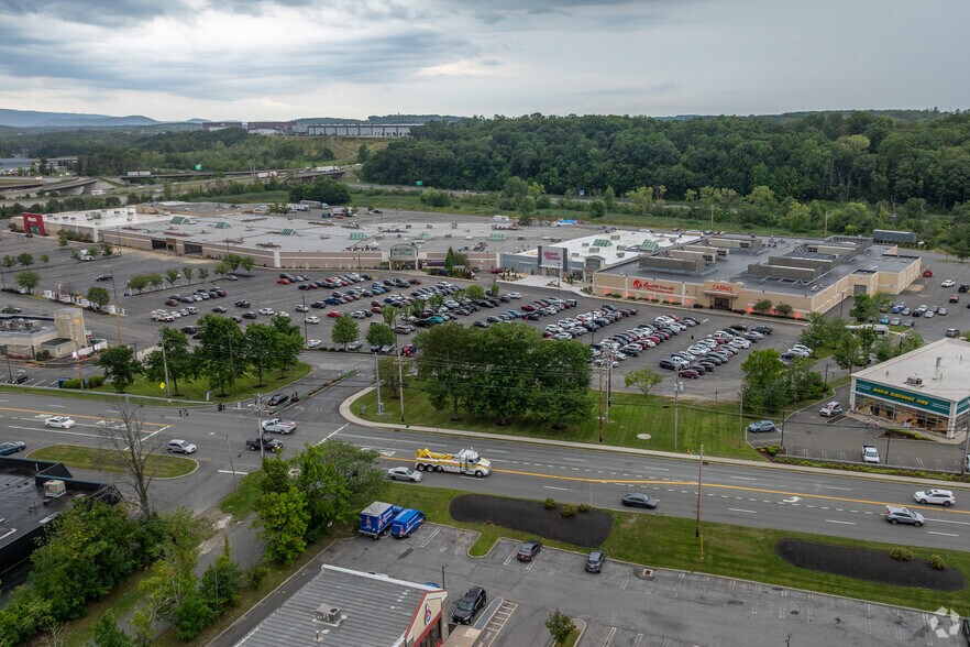 1401 Route 300, Newburgh, NY à louer - Aérien - Image 2 de 10