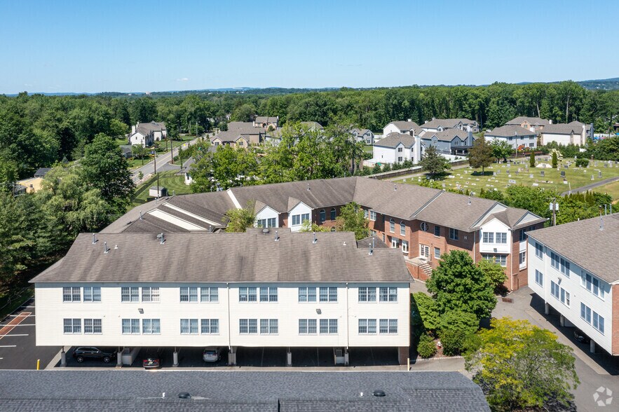 271 US Highway 46, Fairfield, NJ à vendre - Photo du bâtiment - Image 3 de 8