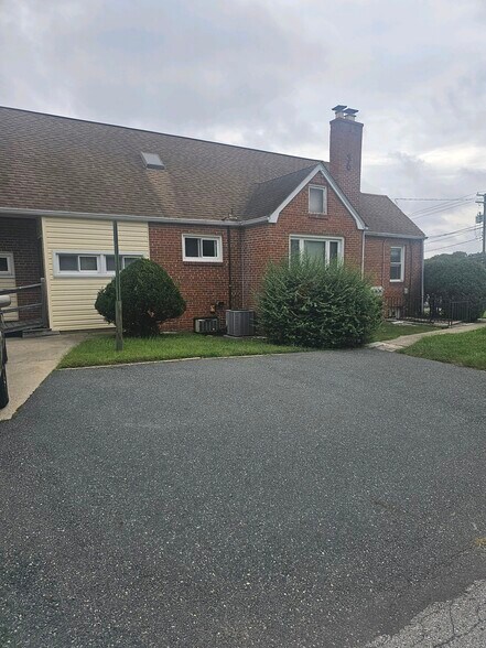 7100 German Hill Rd, Baltimore, MD à louer - Photo du bâtiment - Image 3 de 19