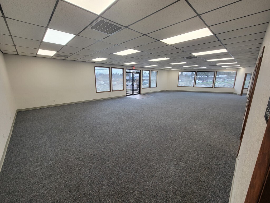 5002-5008 Commercial St SE, Salem, OR for lease Interior Photo- Image 1 of 6