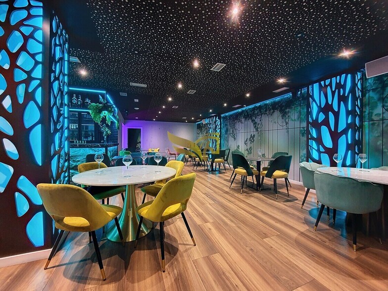 Retail in Boadilla del Monte, Madrid for sale - Interior Photo - Image 1 of 1