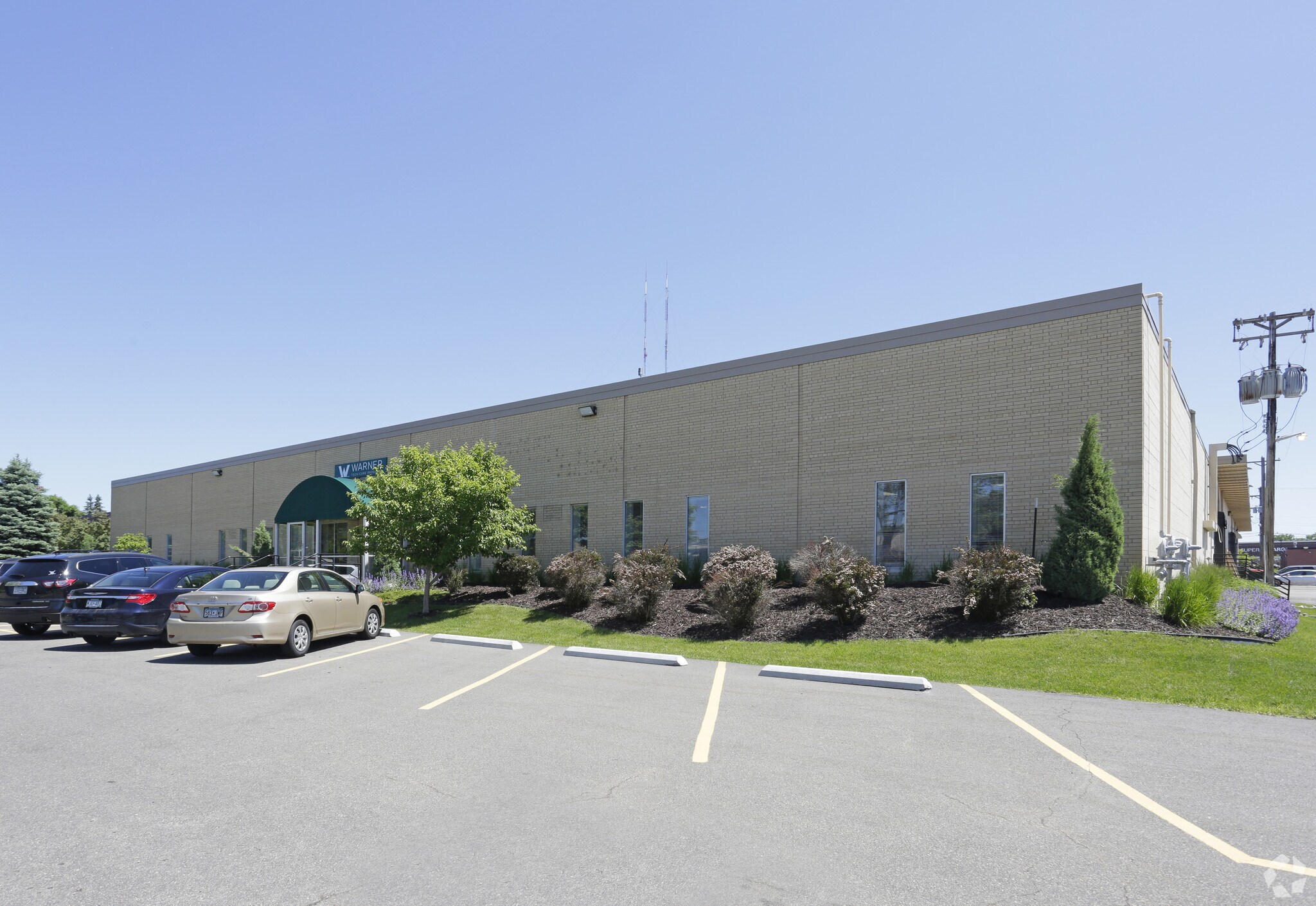 3796-3810 N Dunlap St, Arden Hills, MN for lease Primary Photo- Image 1 of 2