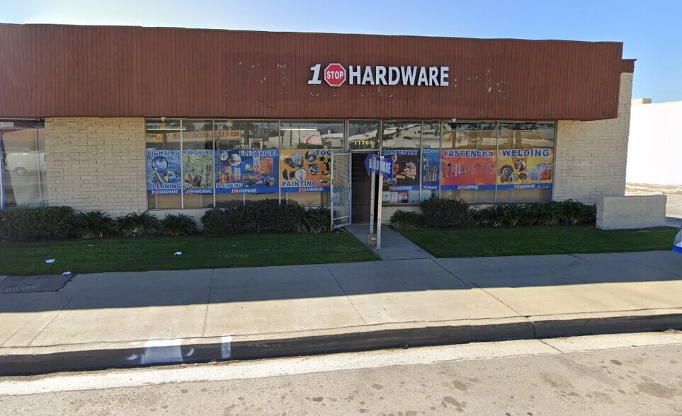 11668-11714 E Washington Blvd, Santa Fe Springs, CA for lease - Building Photo - Image 2 of 6