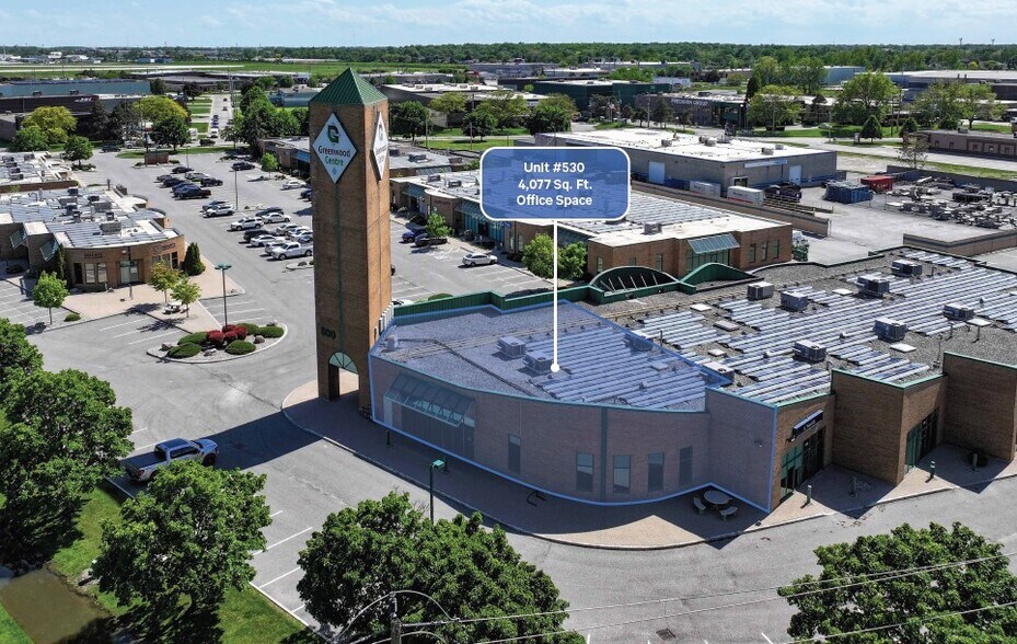 3200 Deziel Dr, Windsor, ON à louer - Photo du bâtiment - Image 2 de 40