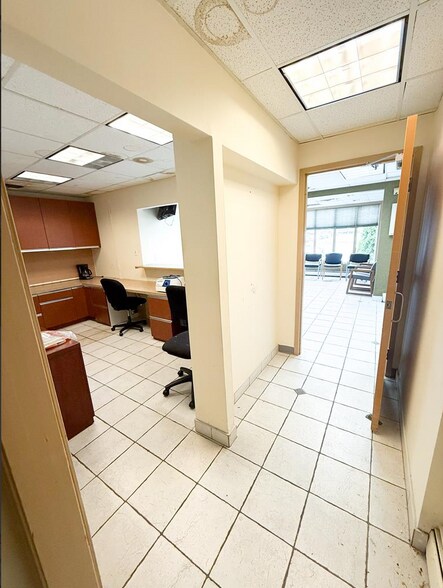 13 Mechanic St, Cape May Court House, NJ à louer - Photo intérieure - Image 2 de 6