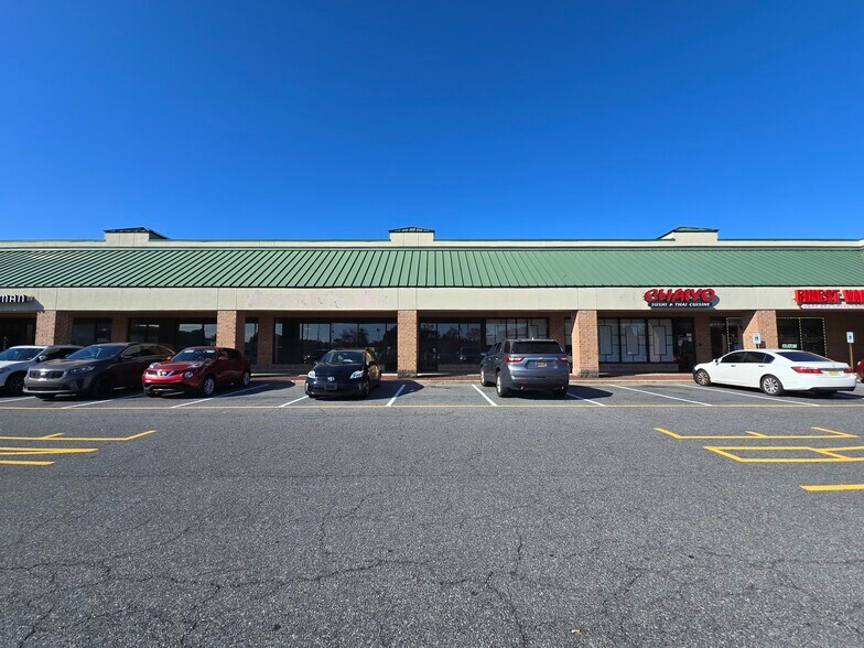 1030 Forrest Ave, Dover, DE à louer - Photo du bâtiment - Image 2 de 15