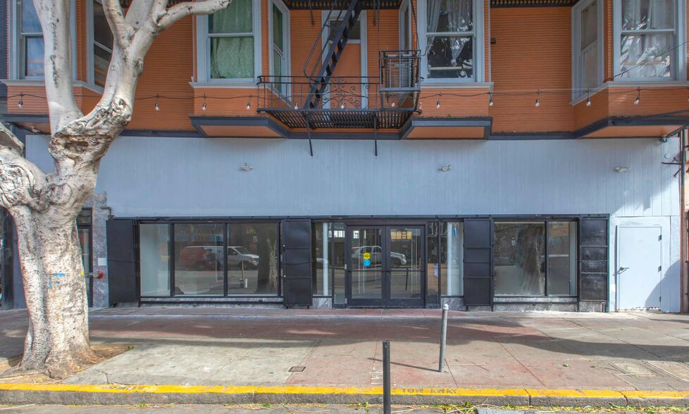 2135-2137 Mission St, San Francisco, CA for lease - Building Photo - Image 2 of 3