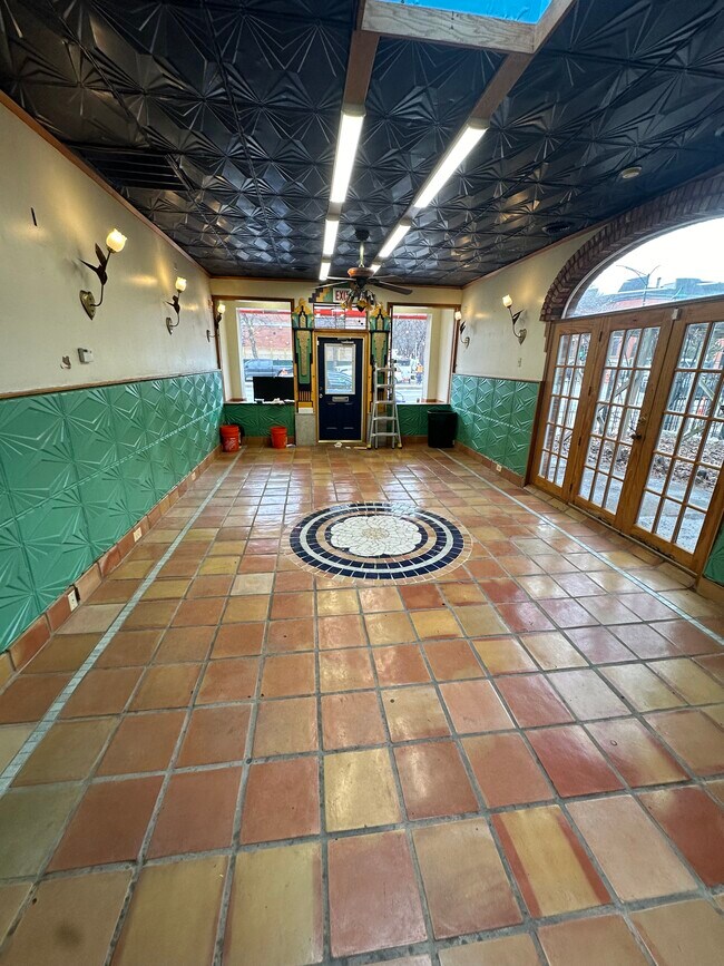 Plus de détails pour 234 S Ashland Ave, Chicago, IL - Bureau/Commerce de détail à louer