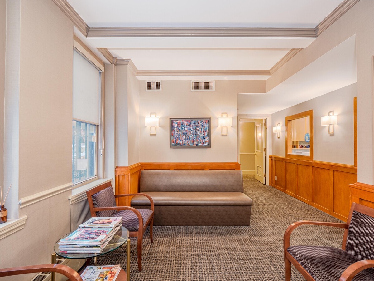 21 E 90th St, New York, NY 10128 - Unit 1A - - Interior Photo - Image 2 of 8