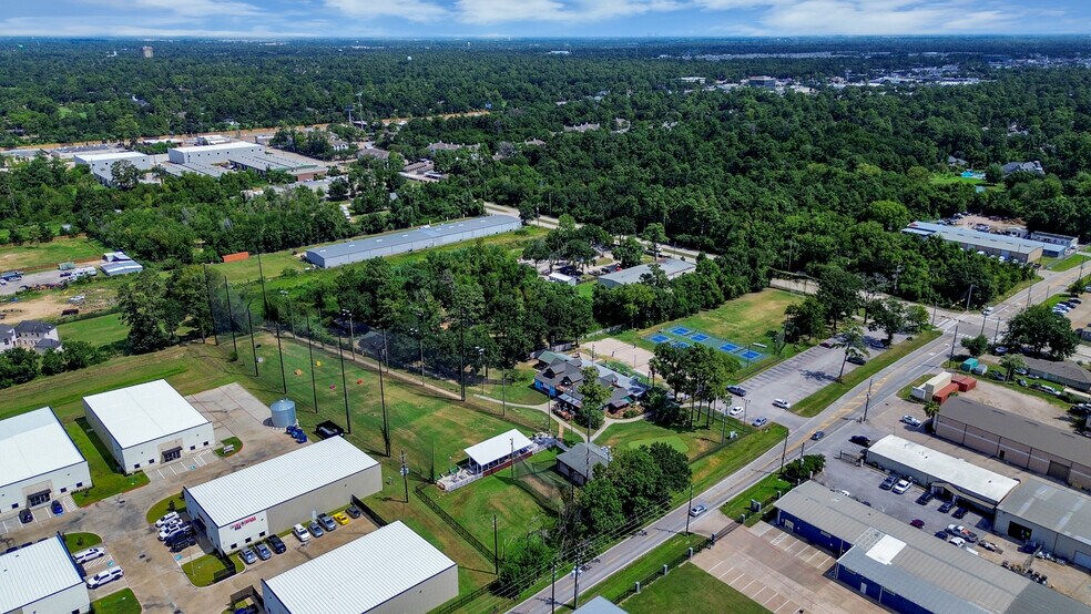 6224 Theall Rd, Houston, TX à vendre - Photo du bâtiment - Image 2 de 21