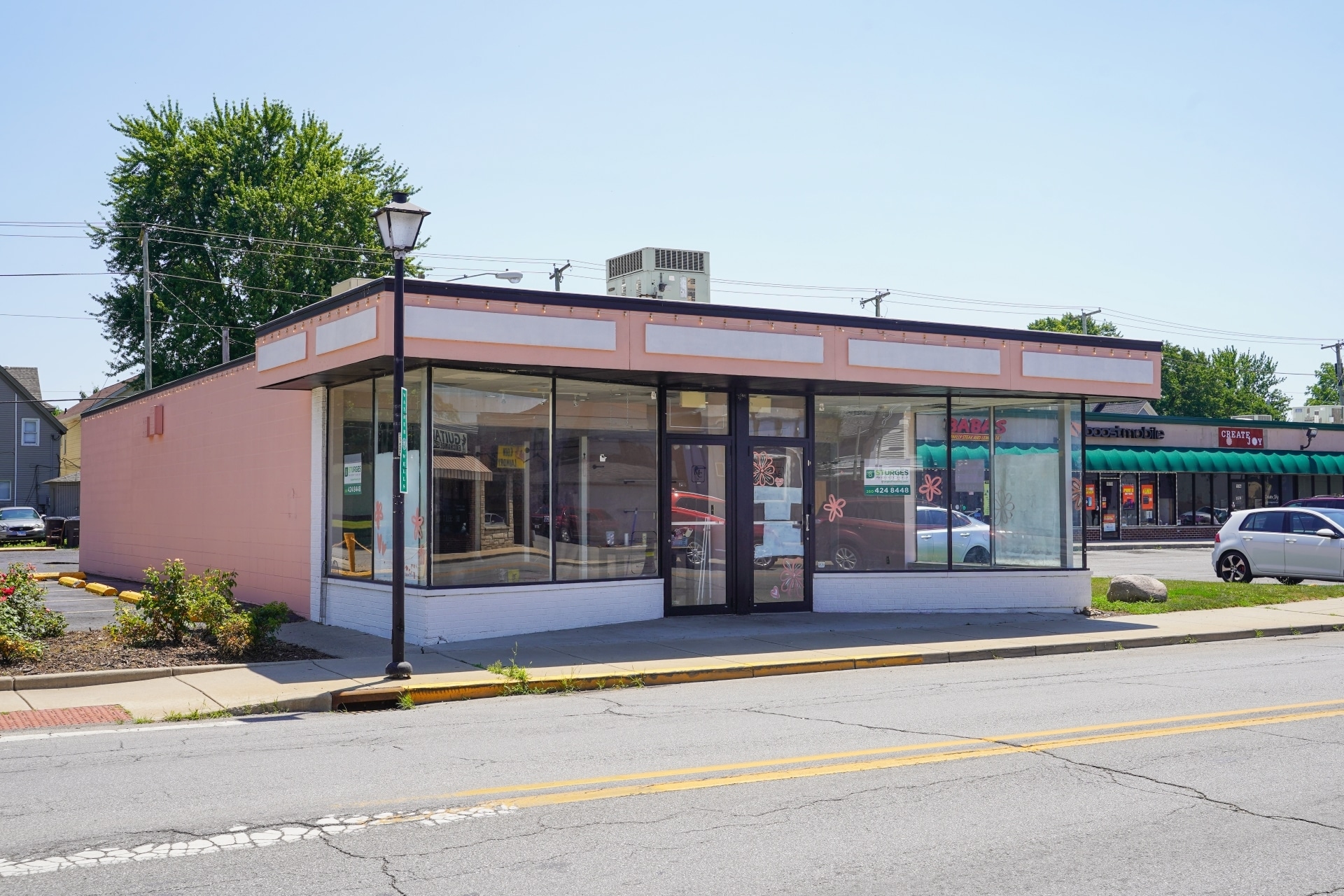 1530 Wells St, Fort Wayne, IN for lease Building Photo- Image 1 of 6