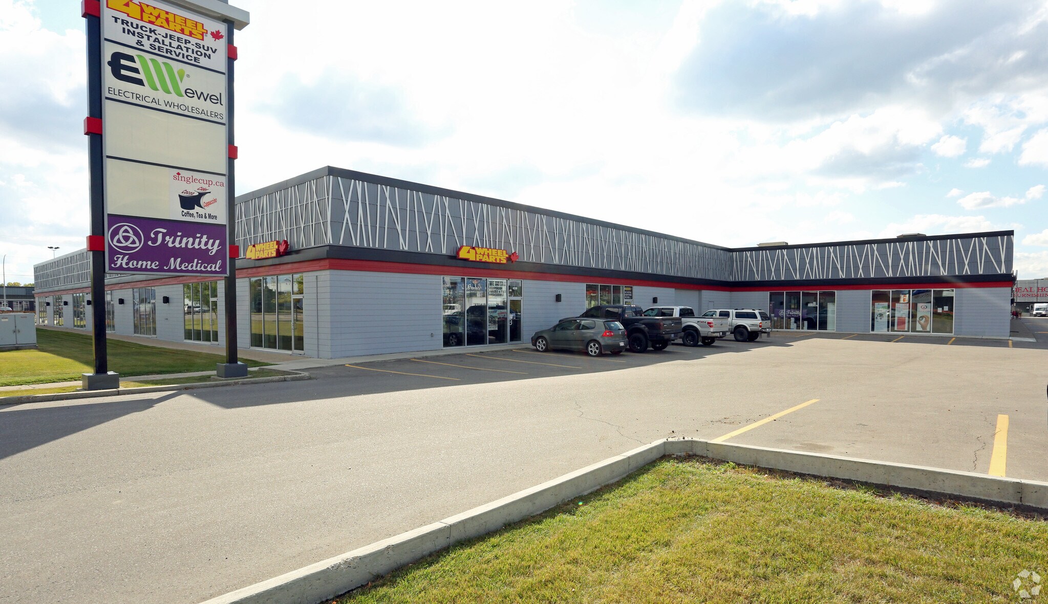 4210-4248 99th St, Edmonton, AB à vendre Photo principale- Image 1 de 1