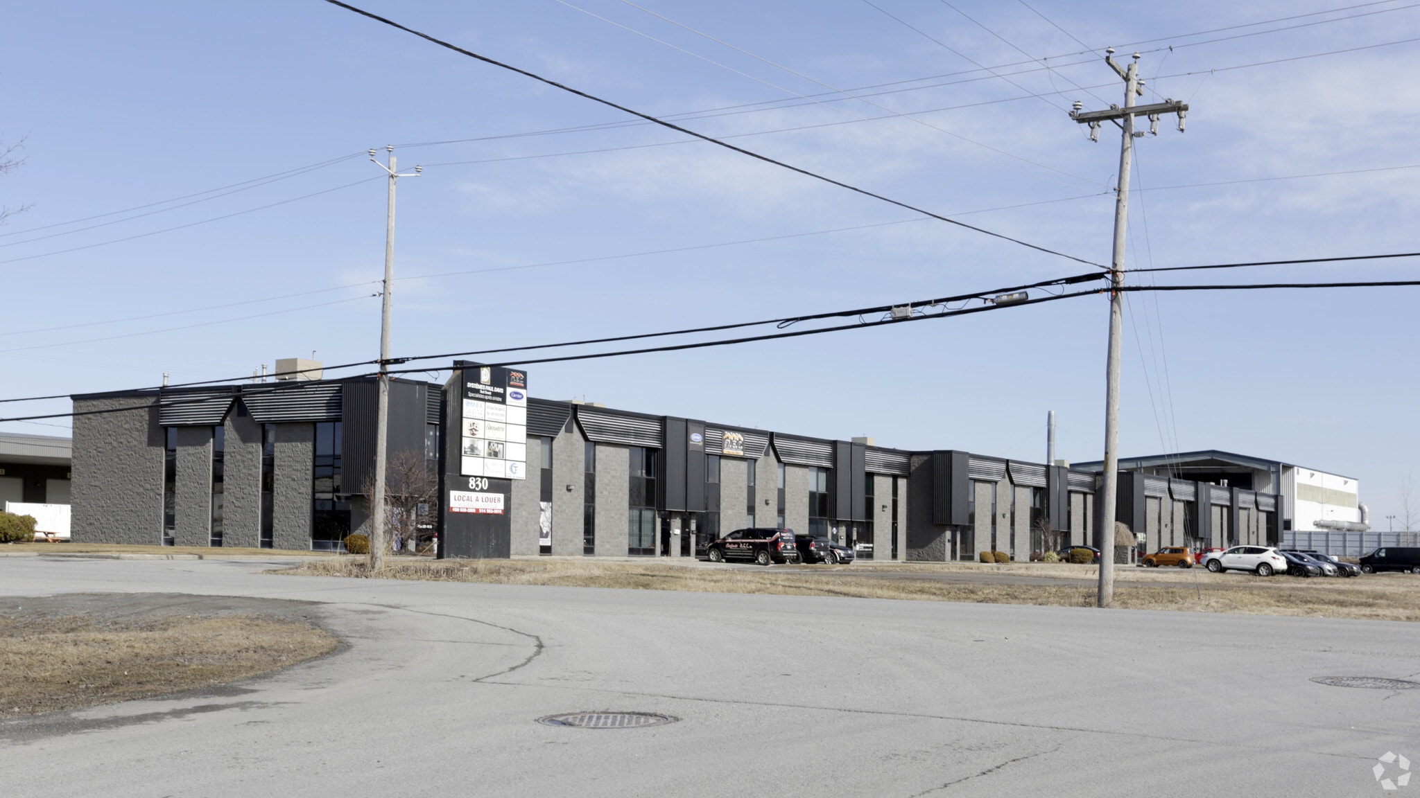 830 Boul Ford, Châteauguay, QC for sale Primary Photo- Image 1 of 3