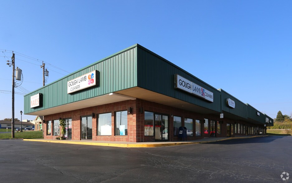 4461-4481 Marie Dr, Middletown, OH à vendre - Photo du bâtiment - Image 2 de 5