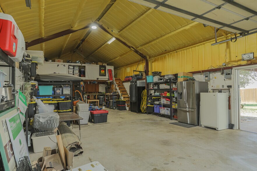 115 N 1st St, Midlothian, TX à vendre - Photo du bâtiment - Image 3 de 34