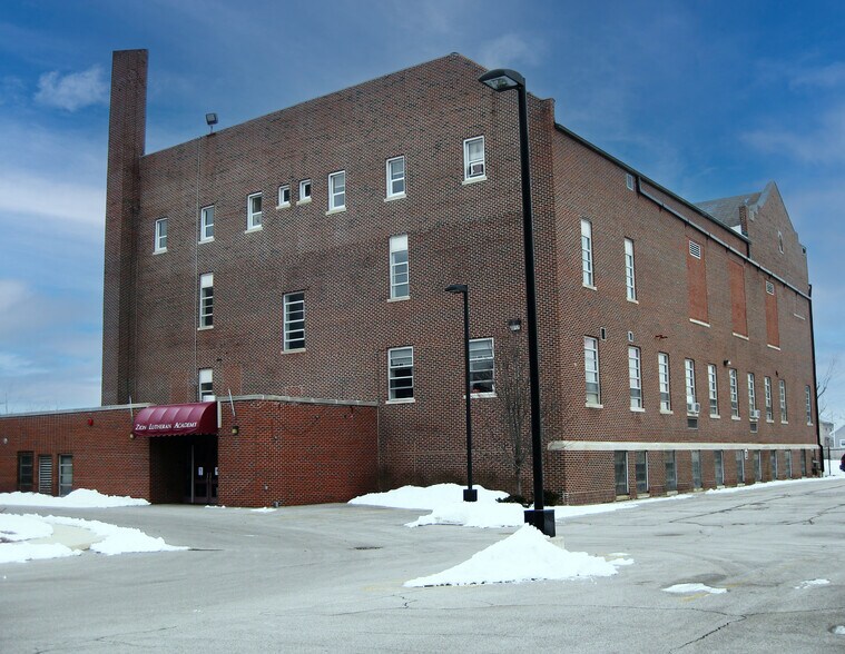 2313 S Hanna St, Fort Wayne, IN à vendre - Photo du bâtiment - Image 3 de 3