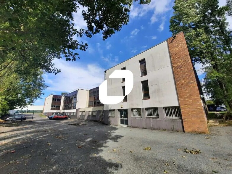 3 Avenue De La Baltique, Villebon-sur-Yvette à louer - Photo du bâtiment - Image 2 de 18