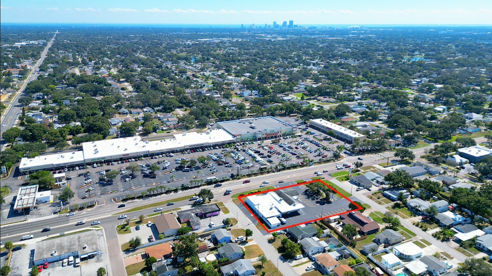 3530 49th St N, Saint Petersburg, FL à vendre - Aérien - Image 3 de 10