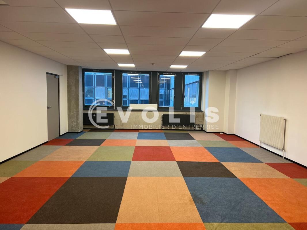 Office in Paris for sale Interior Photo- Image 1 of 4