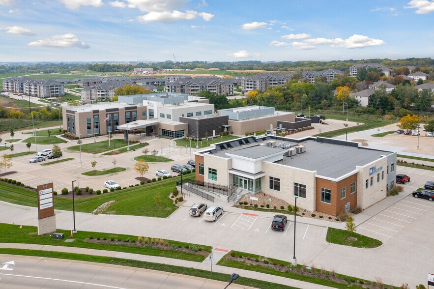 2791 Heartland Dr, Coralville, IA for lease - Building Photo - Image 2 of 7