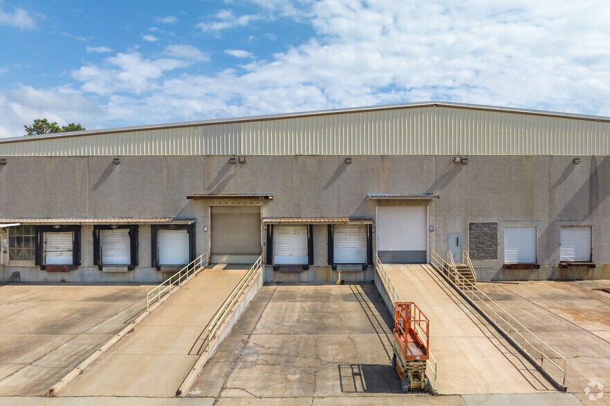 8735 Hamilton Rd, Southaven, MS à louer - Photo du bâtiment - Image 3 de 10