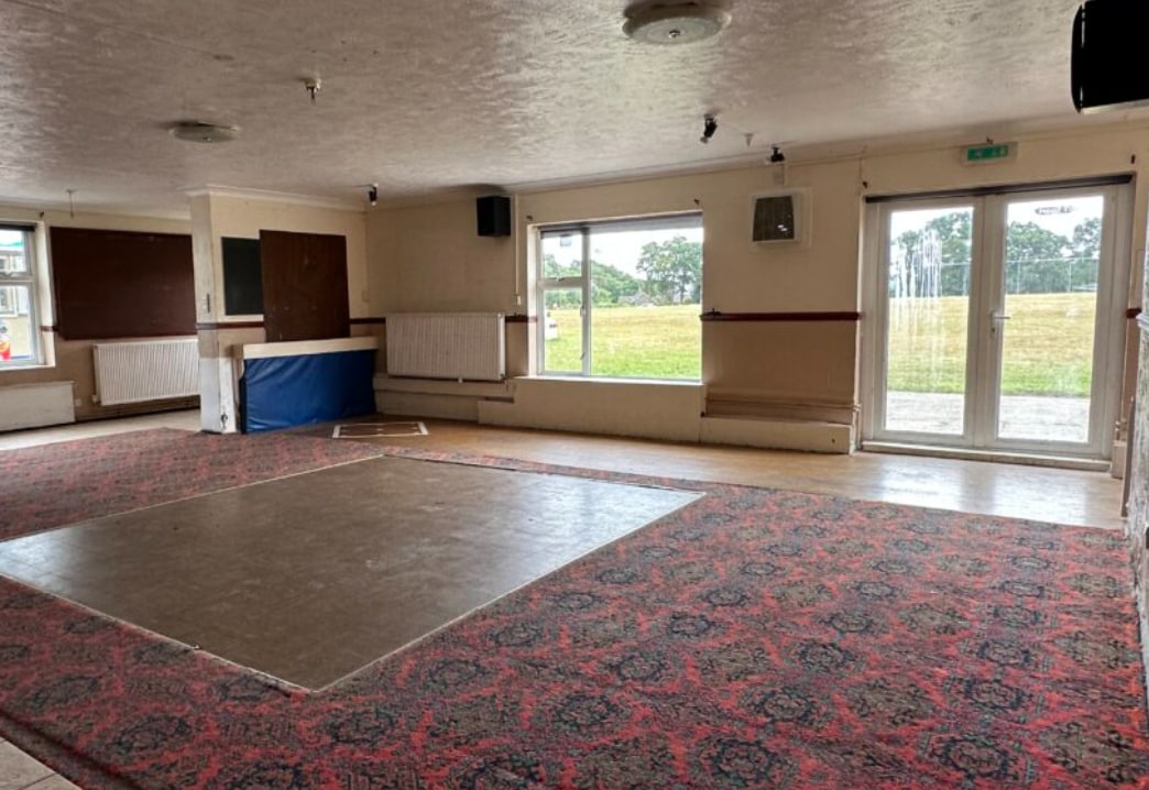 22-14 Ashburton Rd, Bovey Tracey for lease Interior Photo- Image 1 of 3