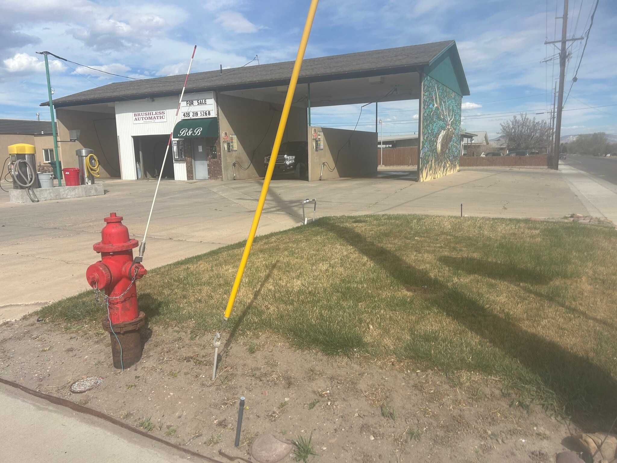 510 N Vernal Ave, Naples, UT for sale Primary Photo- Image 1 of 5