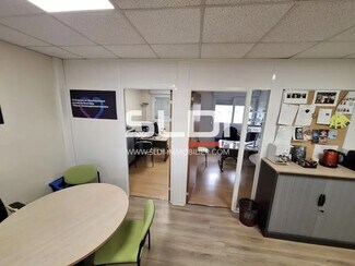 Plus de détails pour Bureau à louer