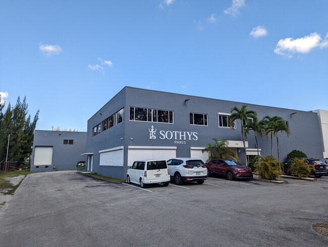 Plus de détails pour 1550 NW 94th Ave, Doral, FL - Bureau, Industriel à louer