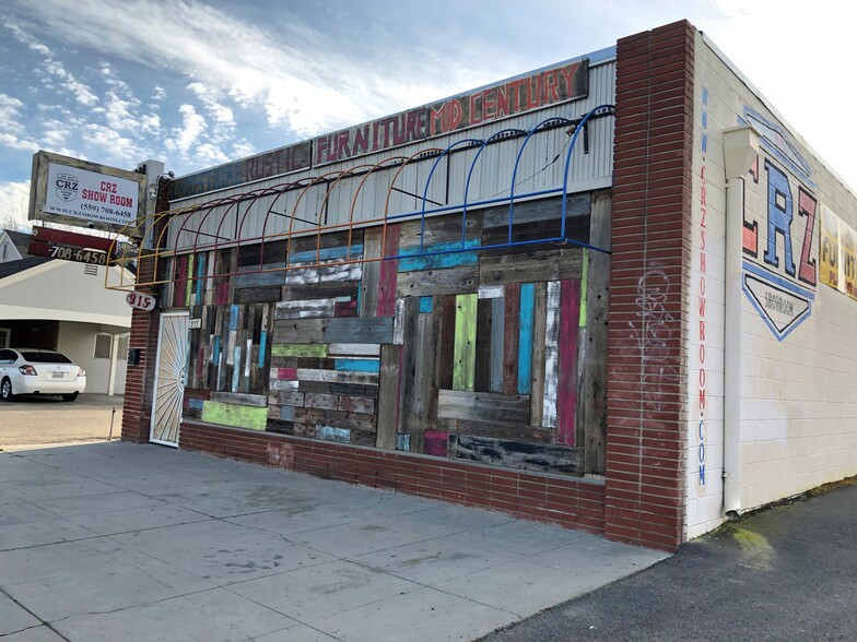 915 N Fulton St, Fresno, CA à louer - Photo du bâtiment - Image 2 de 4