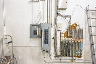 360 Swift Ave, South San Francisco, CA for lease Building Photo- Image 2 of 13