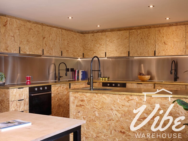 1-25 Overbury Rd, Londres à louer - Photo du bâtiment - Image 3 de 10