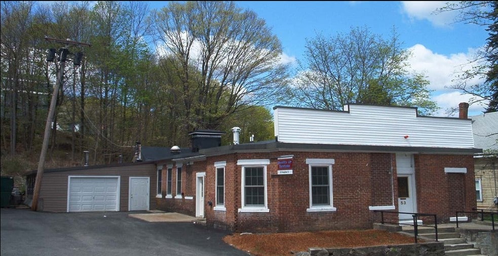 53 Houghton St, Hudson, MA for sale - Primary Photo - Image 1 of 11