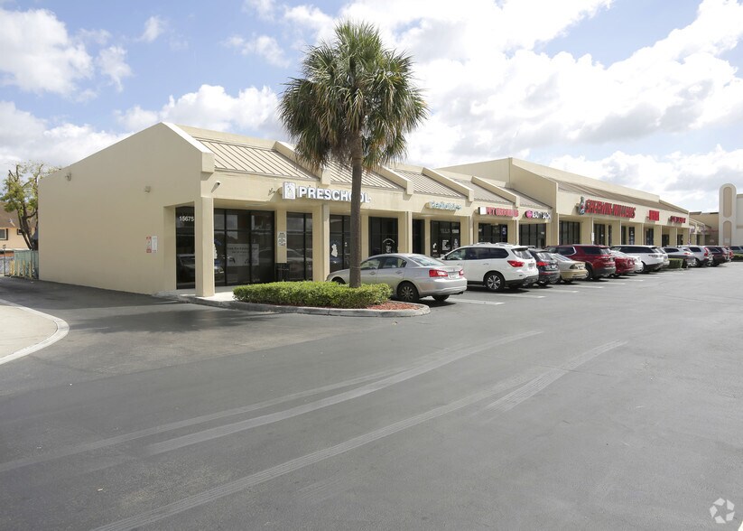 15625 SW 88th St, Miami, FL à louer - Photo principale - Image 2 de 5