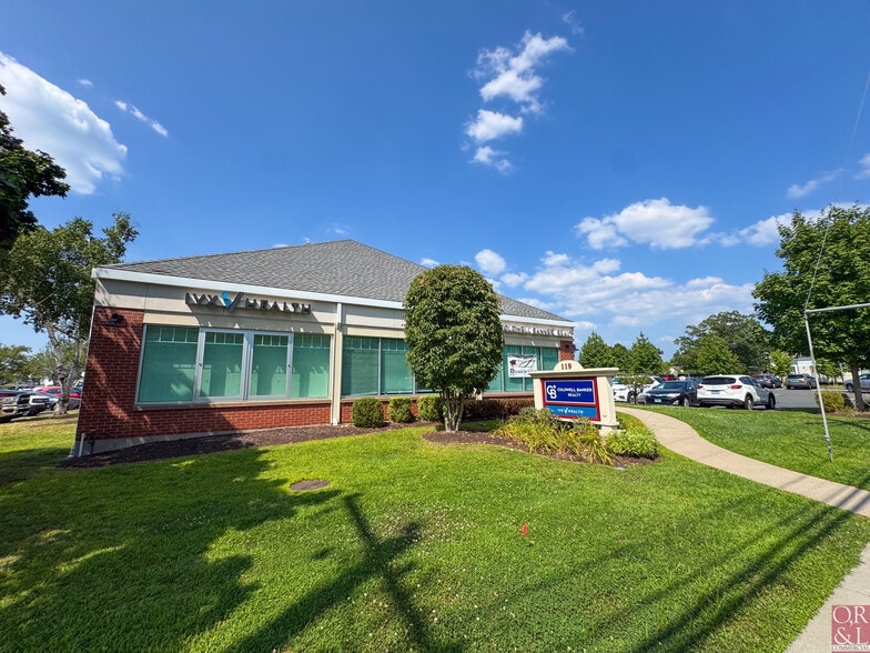 119 Hebron Ave, Glastonbury, CT for lease - Building Photo - Image 2 of 7