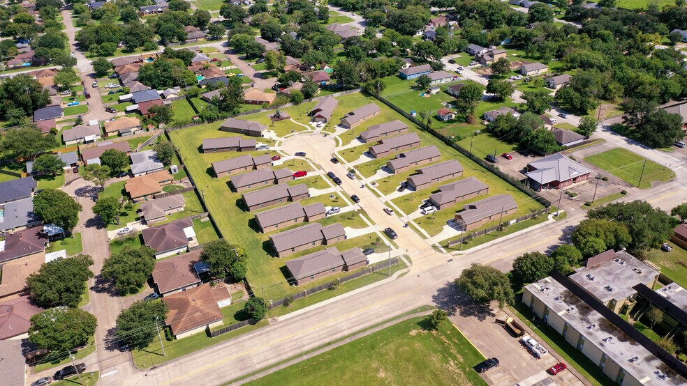 2401 - 2430 14th Ave N, Texas City, TX à vendre - Photo du bâtiment - Image 3 de 6
